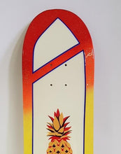 Surfboard style Pineapple Deck