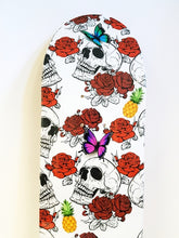 Skull & Roses Pineapple Style