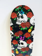 Skull & Roses Midnight Pineapple Style